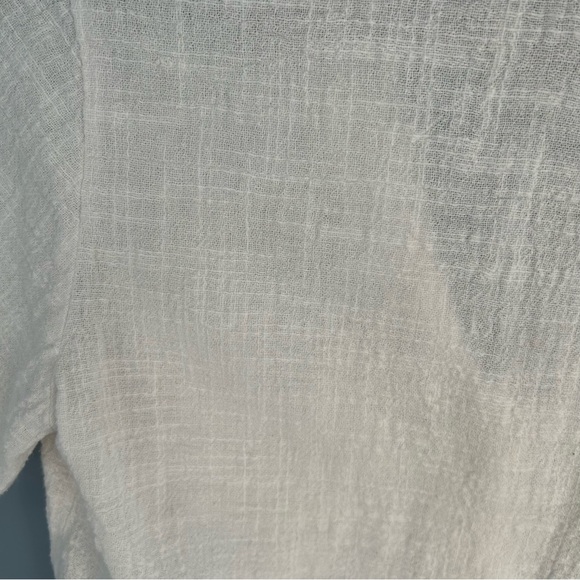 White linen cropped boxy button down top / shirt size XS from Lulu’s - Picture 7 of 7